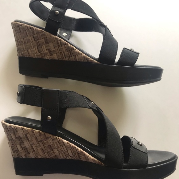 Sandals by Aquatalia by Marvin K (Made in Italy) - Picture 2 of 13